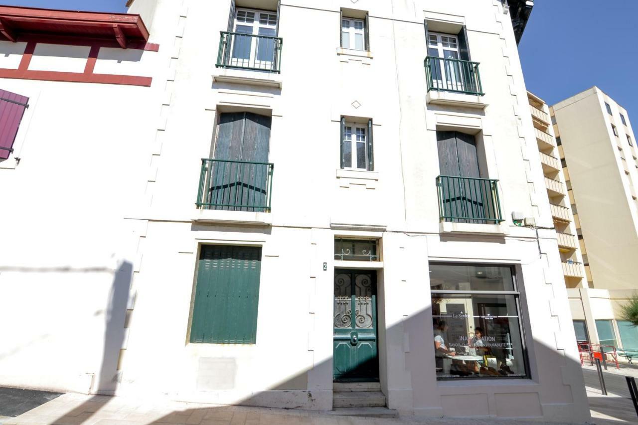 Coachella Vintage Chic In The Heart Of St Charles Biarritz Lägenhet Exteriör bild